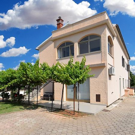 Apartments Gracijano 1724 Ližnjan Εξωτερικό φωτογραφία