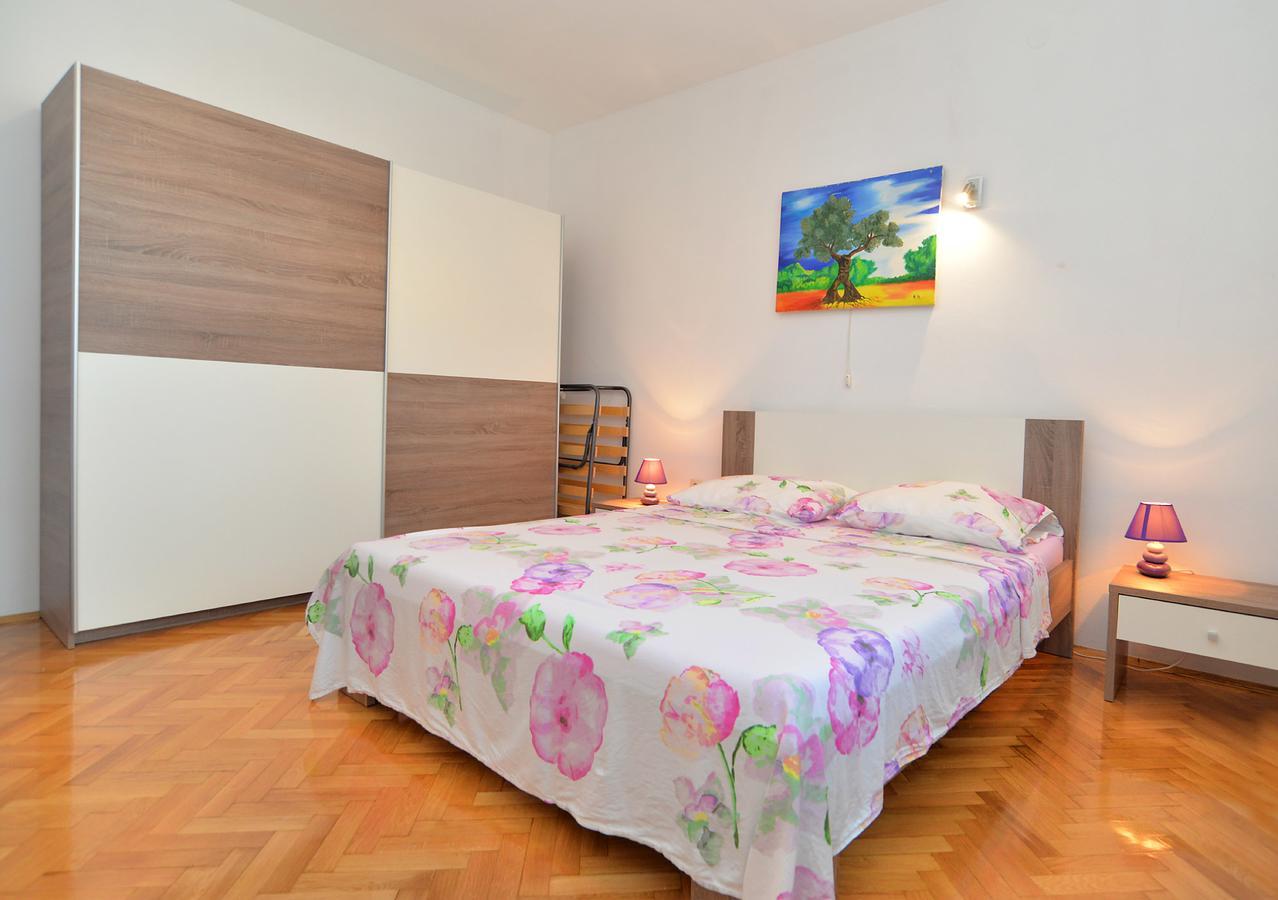 Apartments Gracijano 1724 Ližnjan Εξωτερικό φωτογραφία