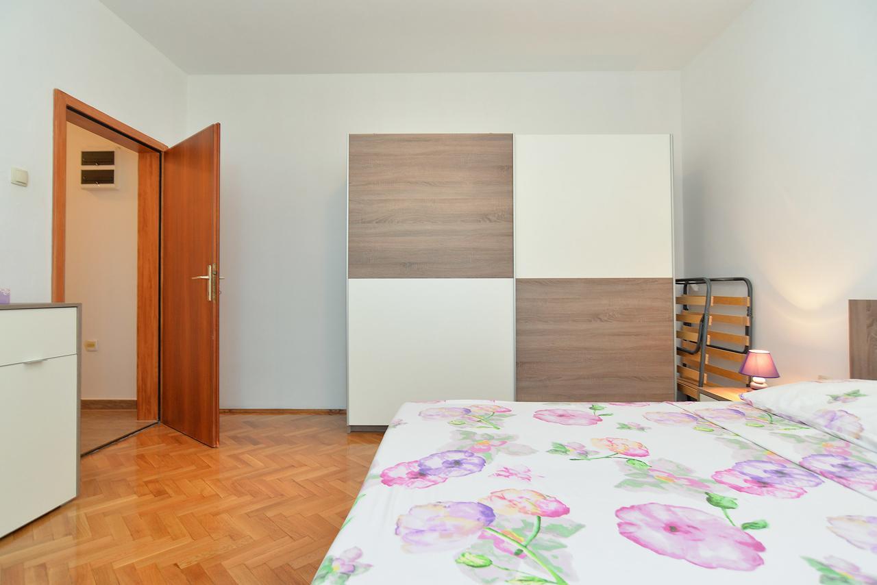 Apartments Gracijano 1724 Ližnjan Εξωτερικό φωτογραφία