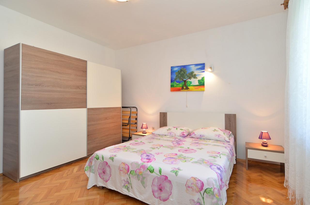 Apartments Gracijano 1724 Ližnjan Εξωτερικό φωτογραφία