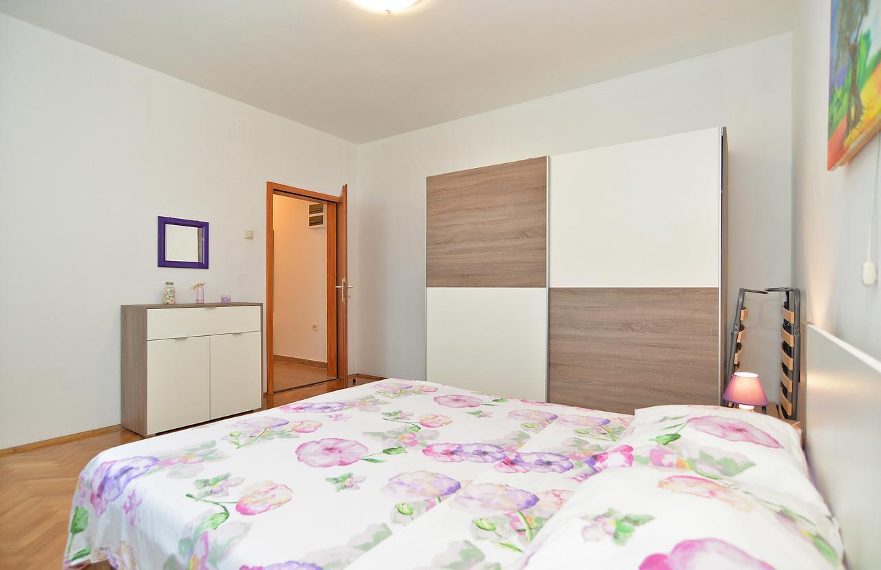 Apartments Gracijano 1724 Ližnjan Εξωτερικό φωτογραφία