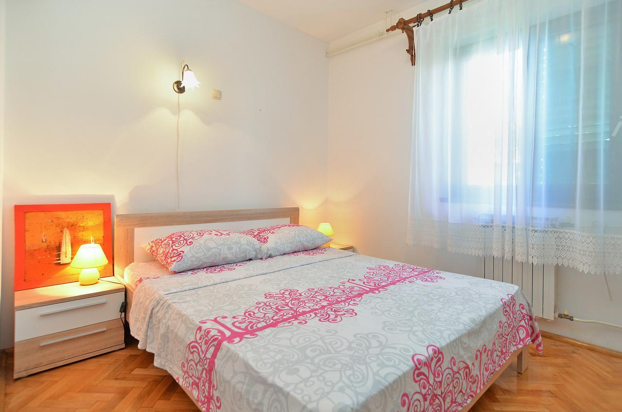 Apartments Gracijano 1724 Ližnjan Εξωτερικό φωτογραφία