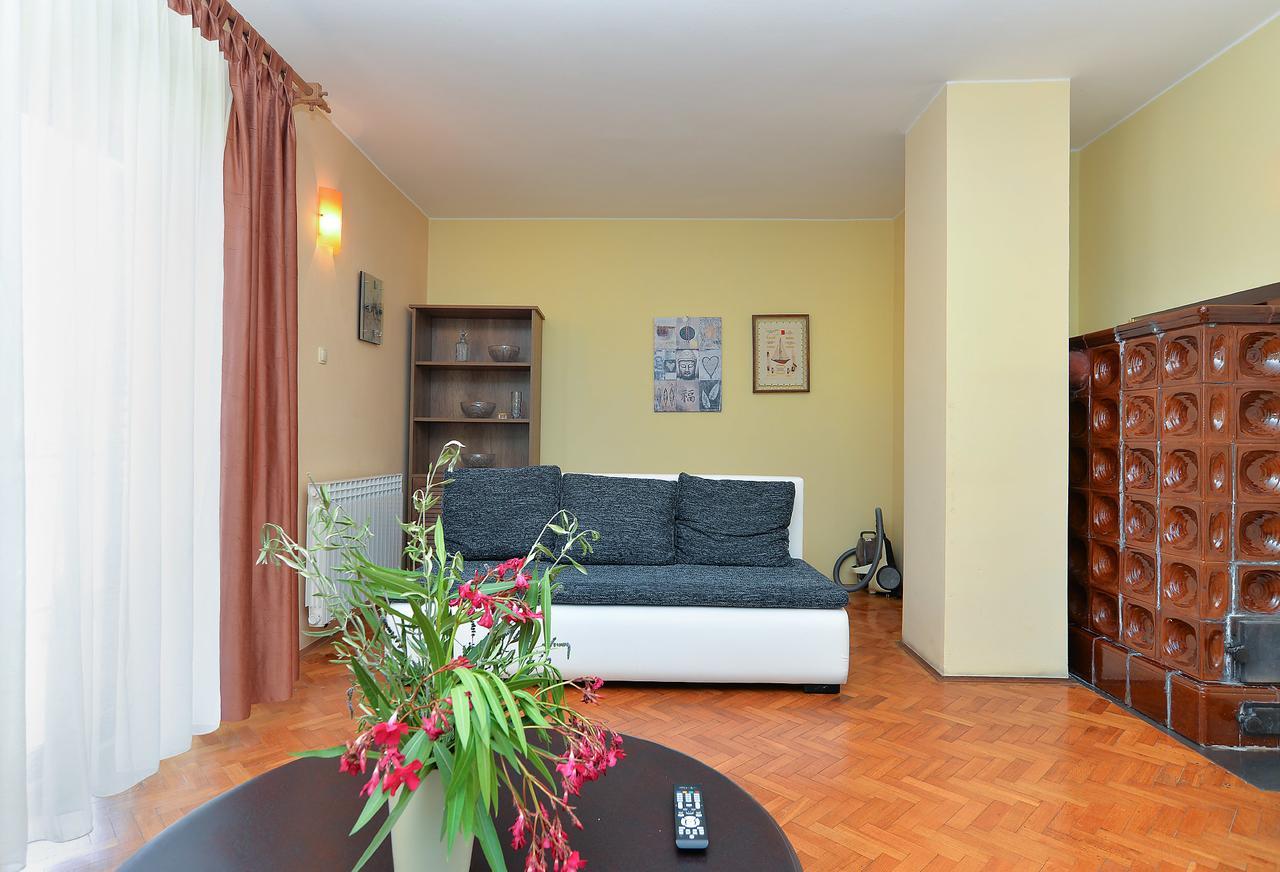 Apartments Gracijano 1724 Ližnjan Εξωτερικό φωτογραφία